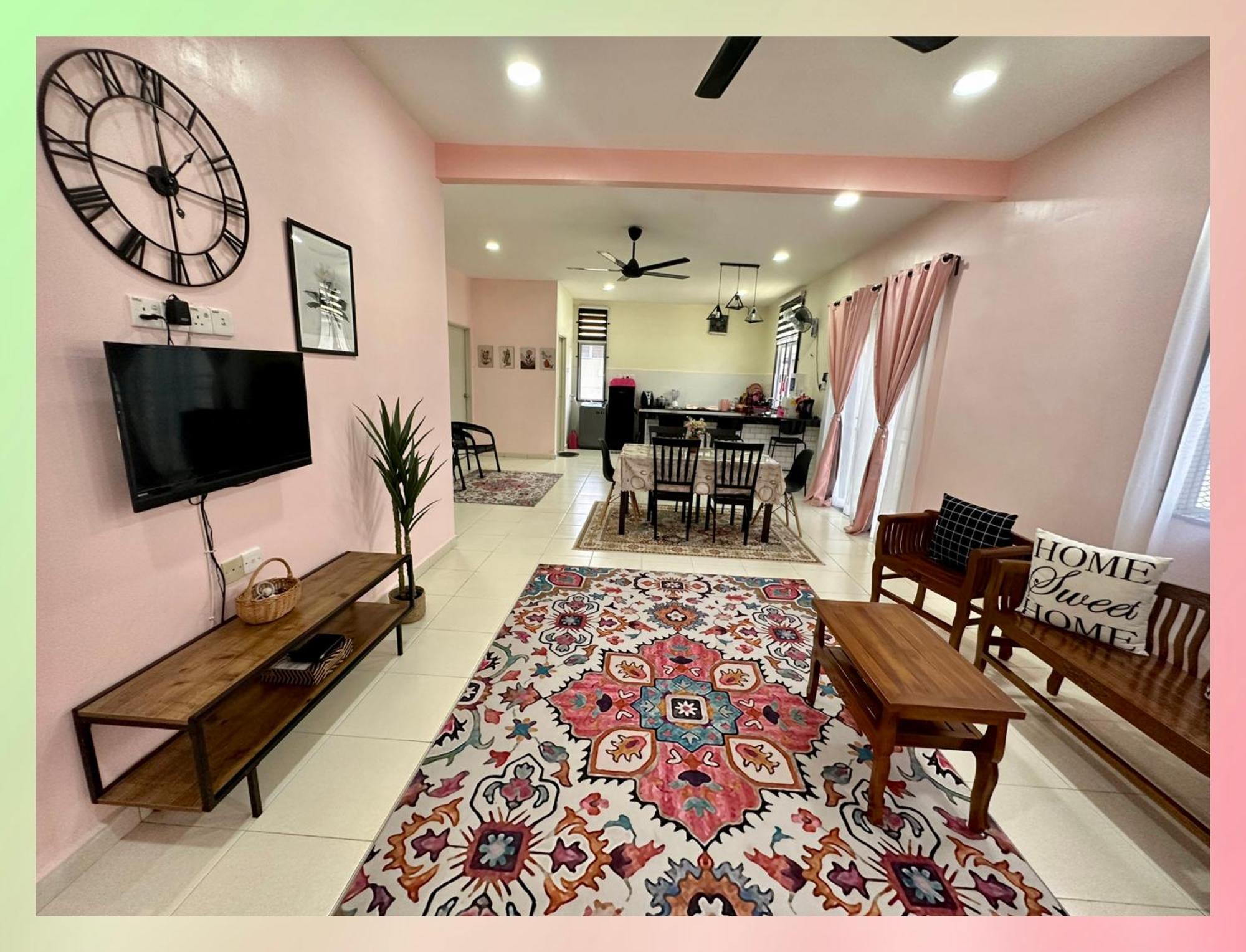 Cassaneyna Homestay Kuantan Esterno foto